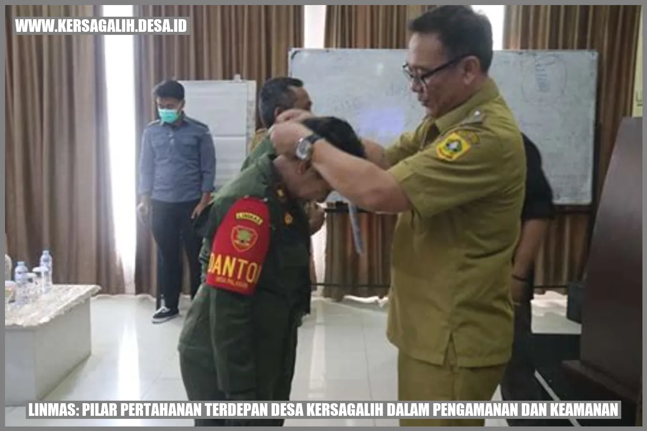 Linmas: Pilar Pertahanan Terdepan Desa Kersagalih dalam Pengamanan dan Keamanan