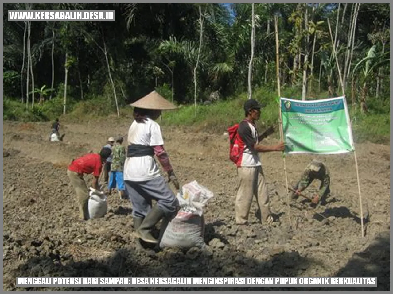 Menggali Potensi dari Sampah: Desa Kersagalih Menginspirasi dengan Pupuk Organik Berkualitas